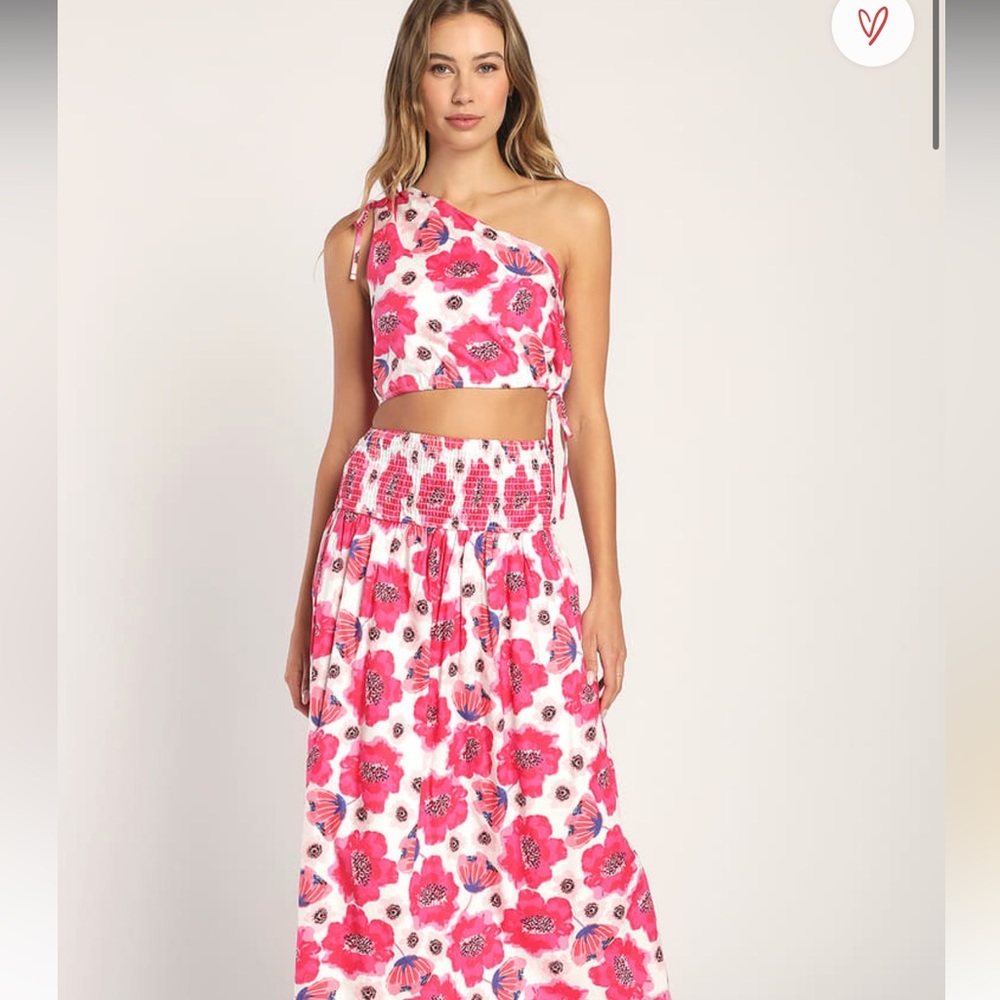NWOT Lulu’s perfectly preppy two piece outfit.